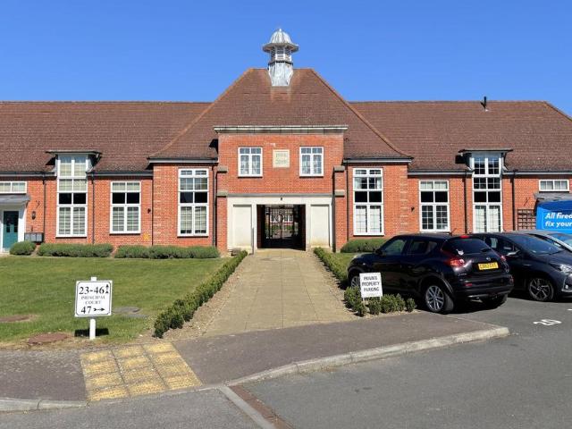 Flat for sale in Norton, King's Walden