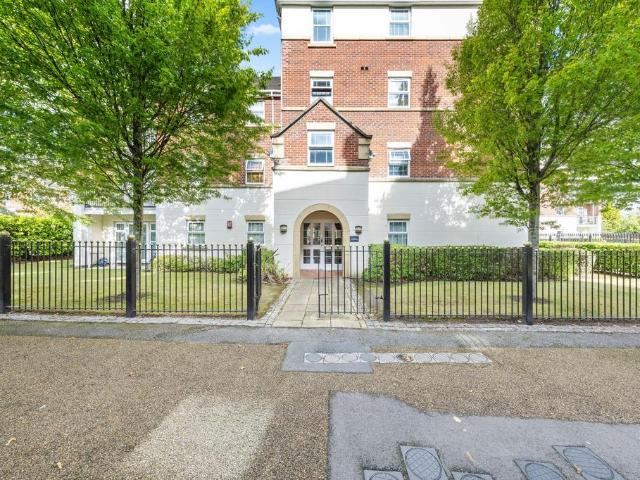 Flat for sale in Chapelford, Warrington