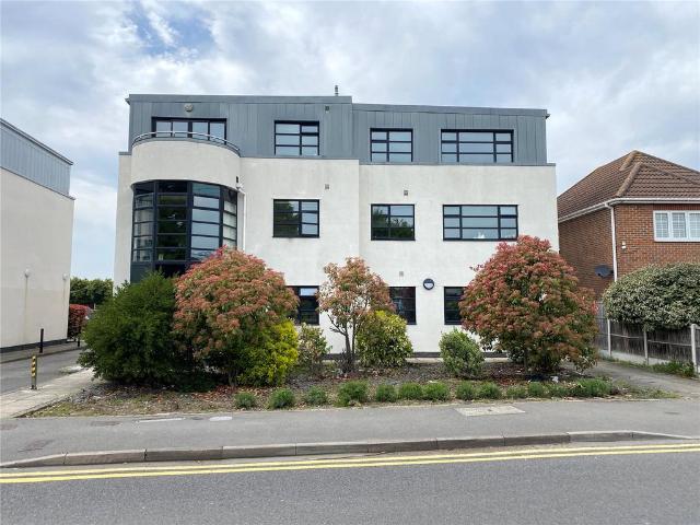Flat for sale in Navestock Side, Essex