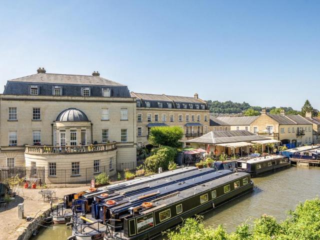 Flat for sale in Bathwick, Dulcote