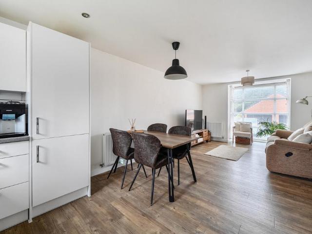 Flat for sale in Wokingham