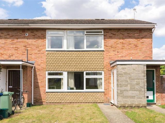 Flat for sale in Highfield, The Slade