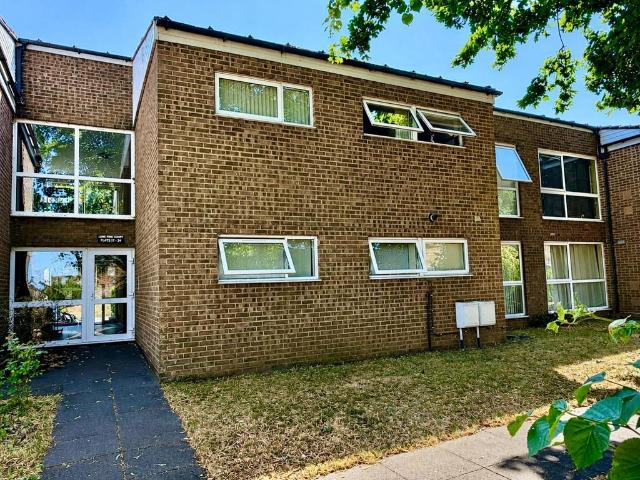 Flat for sale in Brixworth