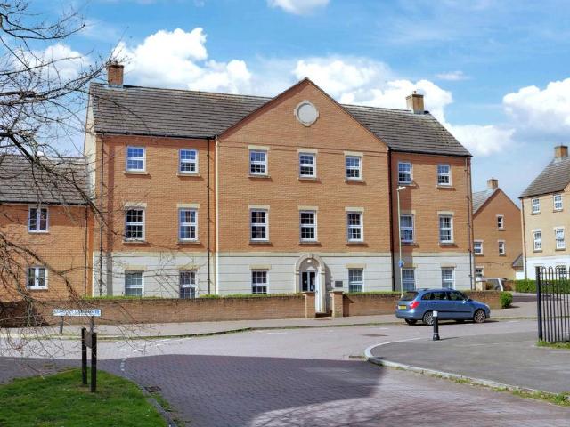 Flat for sale in Eastleigh, Helford