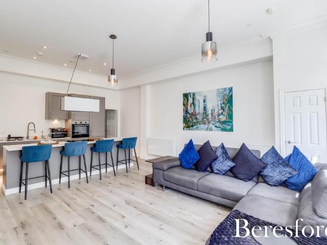 Flat for sale in Navestock Side, Essex