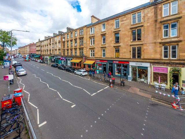 Flat for sale in Cranstonhill, Scotland