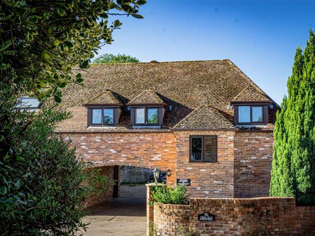 Flat for sale in Wareham Town, Arne