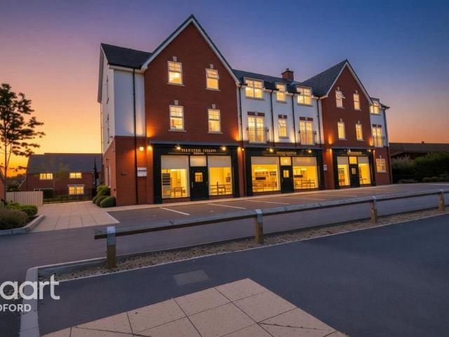 Flat for sale in Marston Moretaine, Bedfordshire
