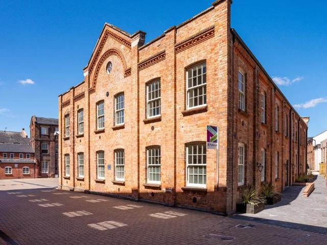 Flat for sale in Diglis, Worcestershire