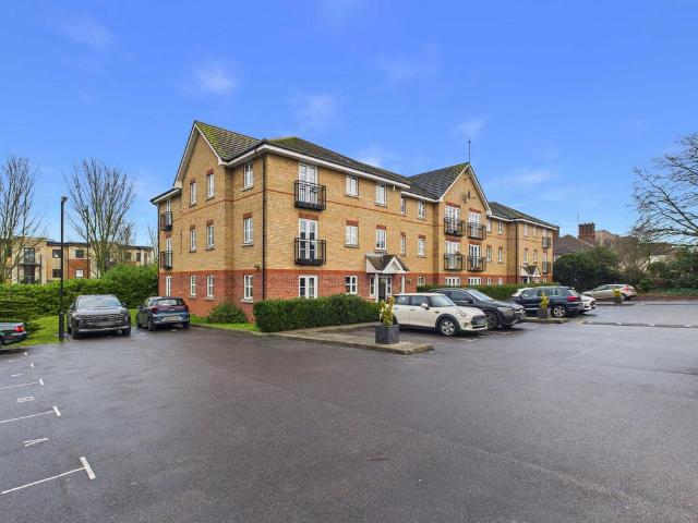 Flat for sale in Alton Barnes, Isle Of Man