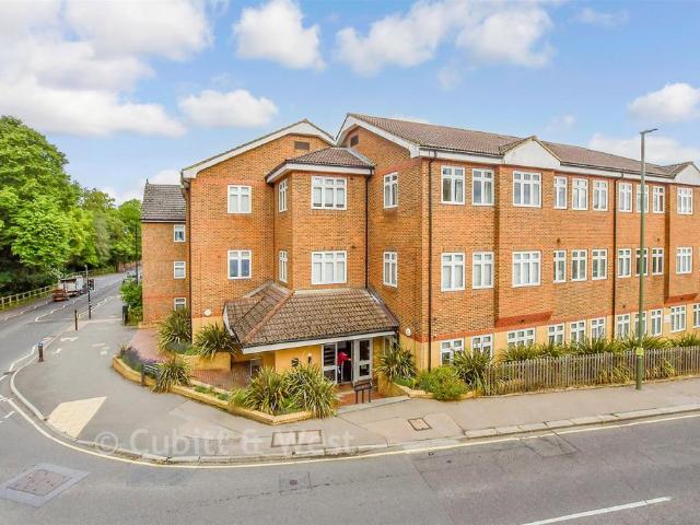 Flat for sale in South Park, Red Hill