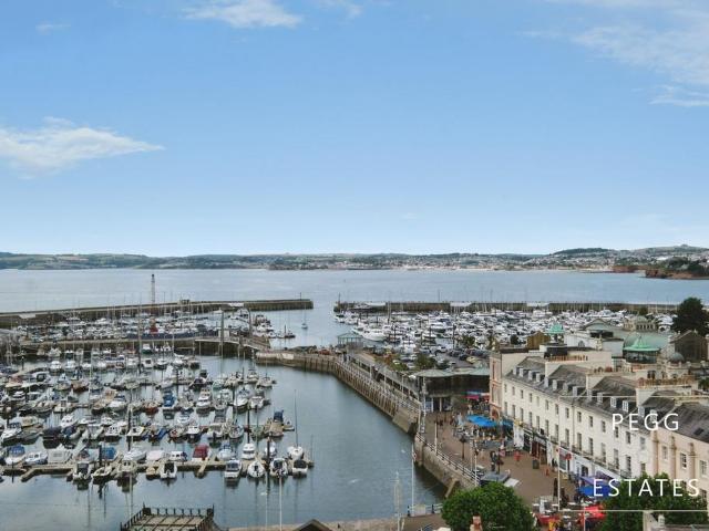 Flat for sale in Ellacombe, Babbacombe