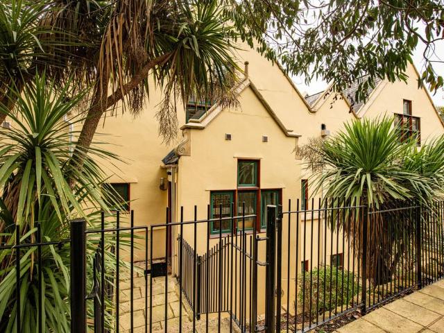 Flat for sale in Beechen Cliff, Dulcote
