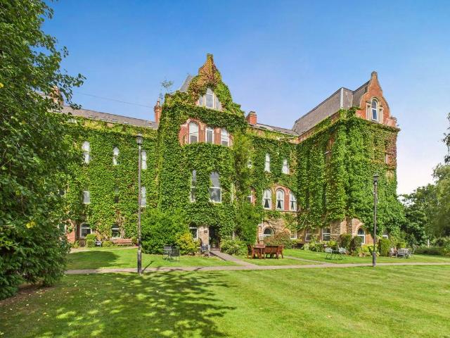 Flat for sale in Haddon, East Midlands