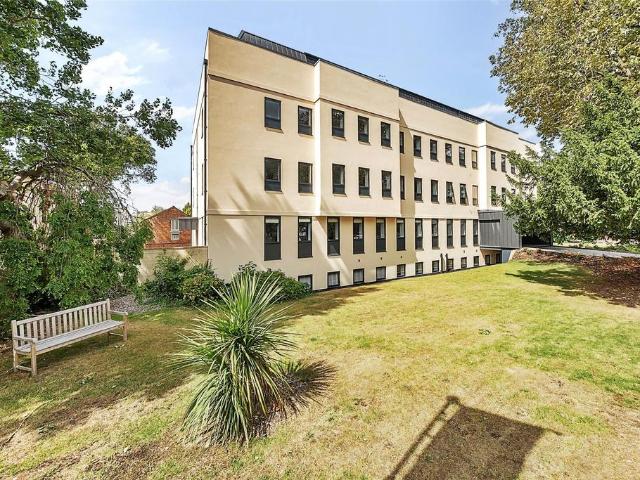 Flat for sale in Montpellier, Golden Valley