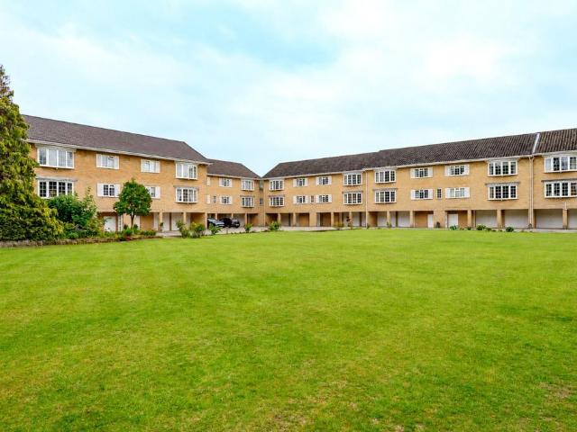Flat for sale in Wetherby
