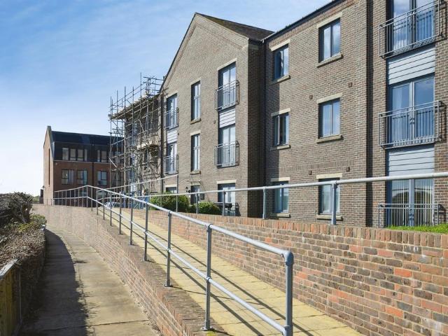 Flat for sale in Priddy's Hard, Middlecroft
