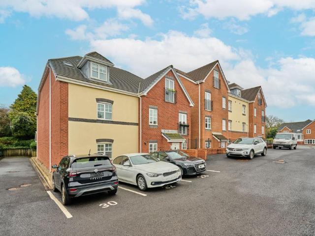 Flat for sale in Wigan, Greater Manchester