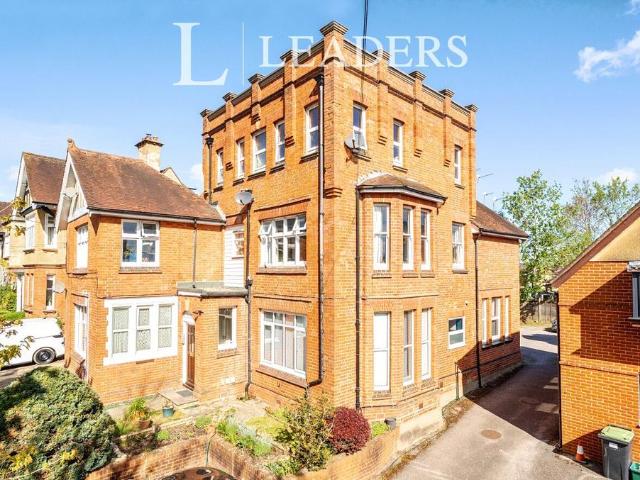 Flat for sale in Brook Street, Bourne Vale
