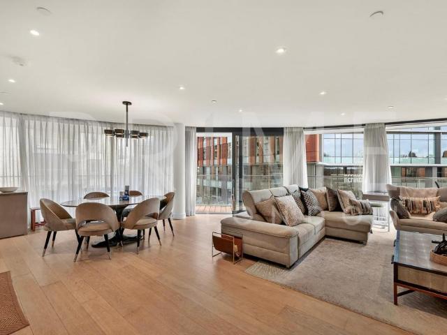 Flat for sale in Hammersmith, Greater London