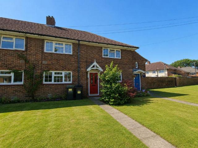 Flat for sale in Rowner, Middlecroft