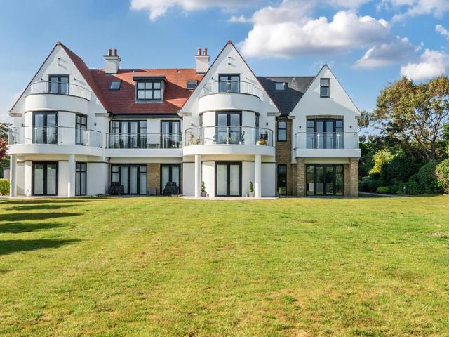Flat for sale in Old Milton, Ashurst Bridge