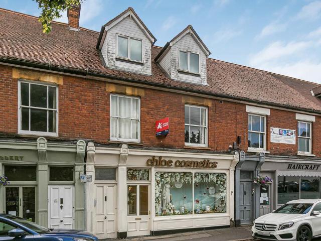 Flat for sale in Row Town, Surrey