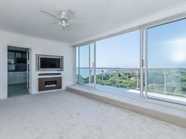 Flat for sale in West Cliff, Bournemouth