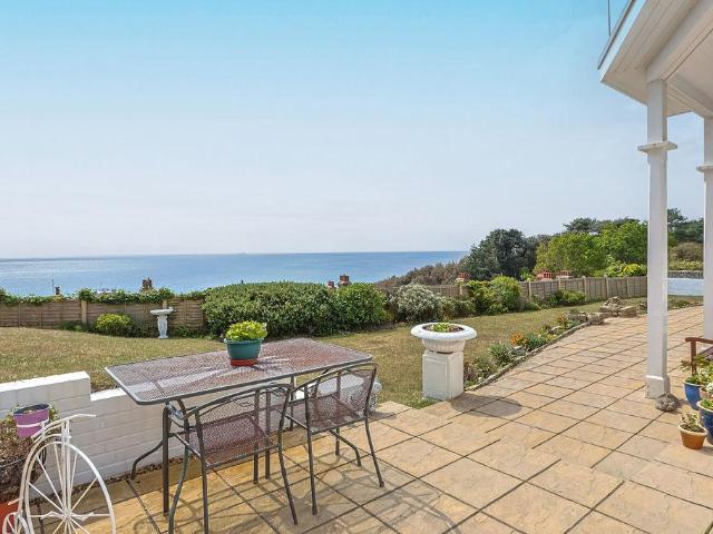 Flat for sale in Boscombe, Bournemouth