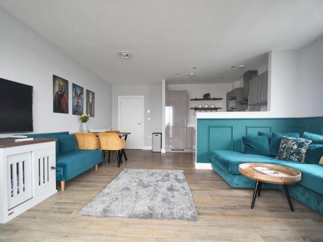 Flat for sale in Brompton, Gillingham