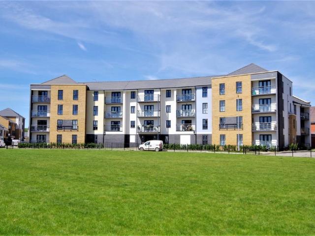 Flat for sale in Patchway, South Gloucestershire