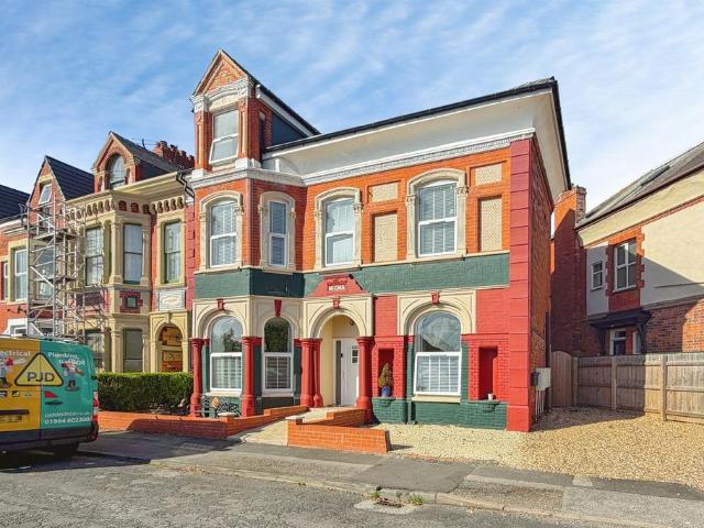 Flat for sale in Hornsea, Hull and East Yorkshire