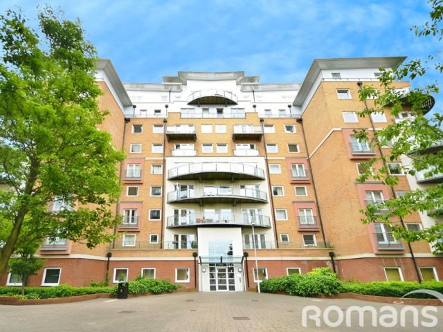 Flat for sale in Priest Down, Hampshire