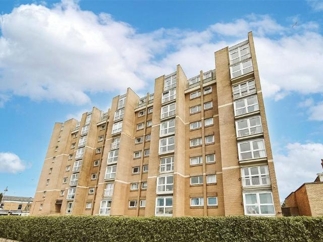 Flat for sale in Southport, Sefton