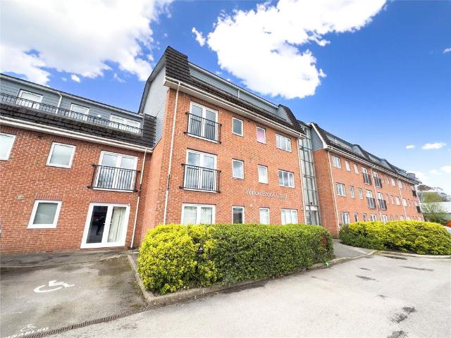 Flat for sale in Burnedge, Greater Manchester