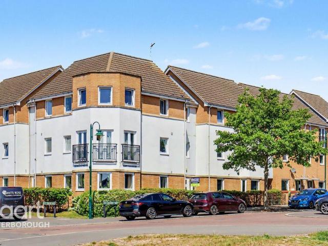 Flat for sale in Hampton Hargate, Peterborough