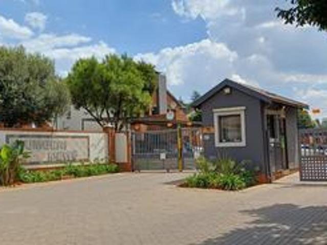 Townhouse for sale in Ekurhuleni, Gauteng