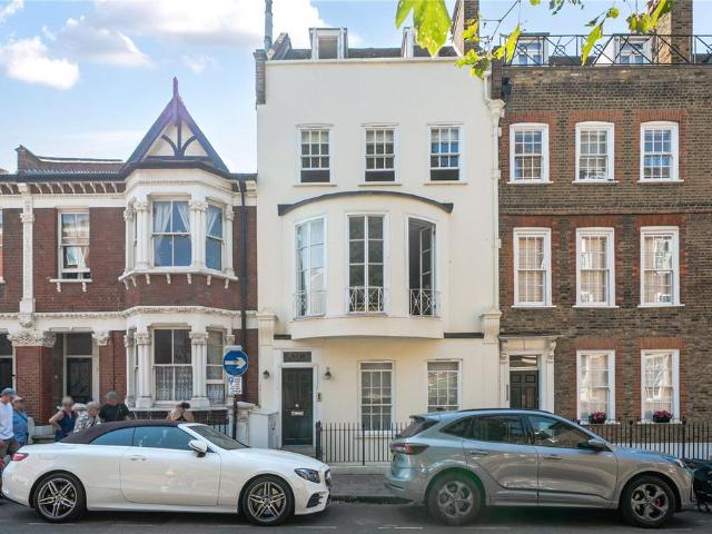 Flat for sale in Greenwich Town Centre, Greater London