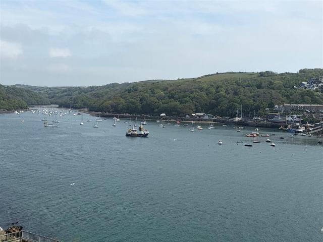 Flat for sale in Fowey, Cornwall
