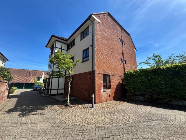 Flat for sale in East Brook, Wimborne