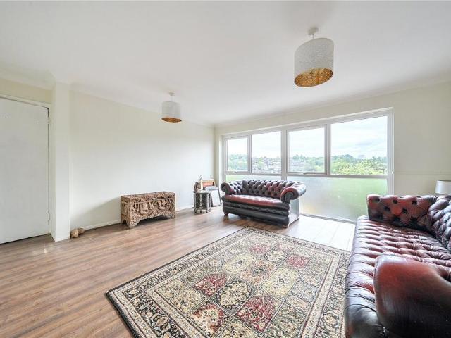 Flat for sale in London Borough of Bromley, Greater London