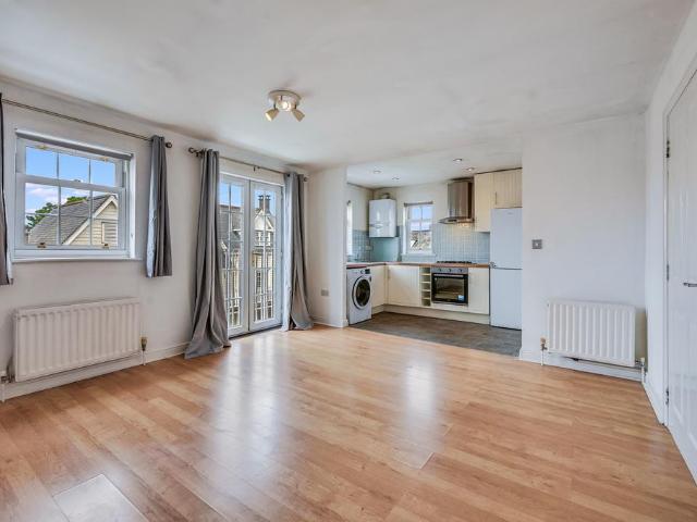 Flat for sale in Beaulieu Park, Chelmsford