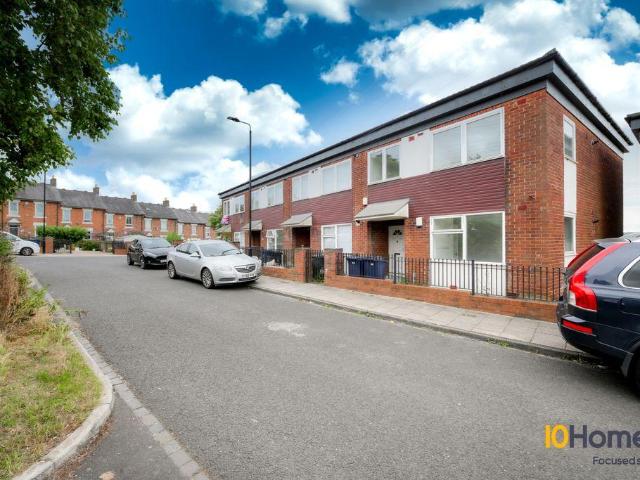 Flat for sale in Benwell, Tyne And Wear
