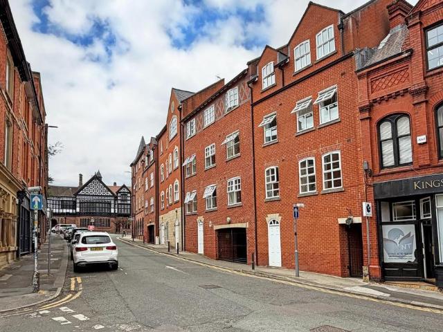 Flat for sale in Trafford Park, Greater Manchester