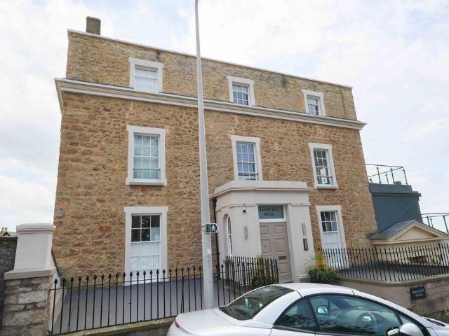 Flat for sale in Clevedon, North Somerset