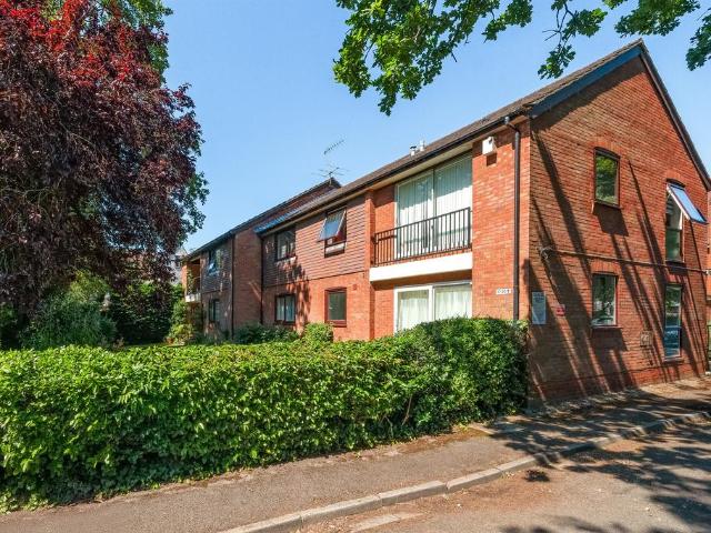 Flat for sale in Holywell Estate, North Watford