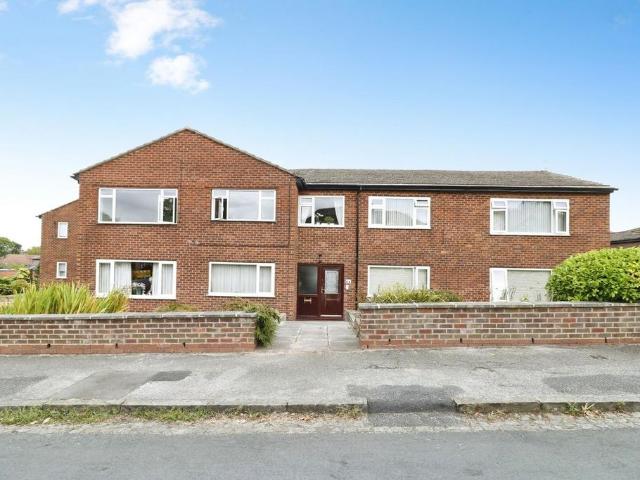 Flat for sale in Trafford Park, Greater Manchester