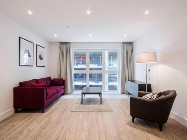 Flat for sale in Tower Liberty, Whitechapel