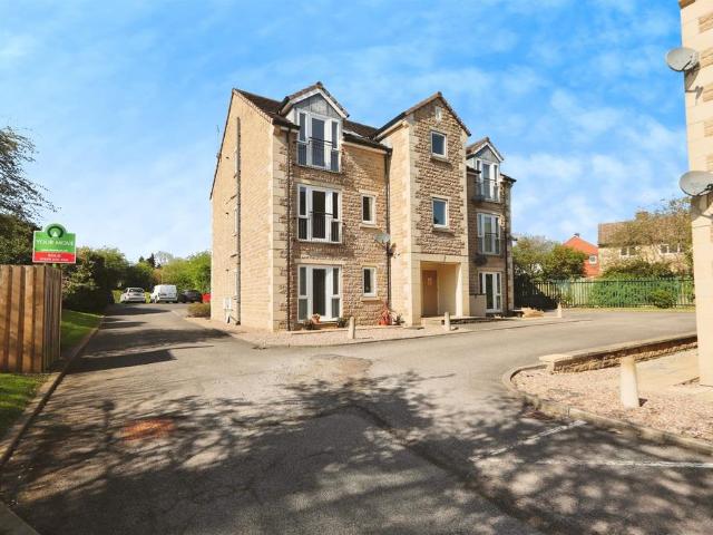 Flat for sale in Elsecar, South Yorkshire