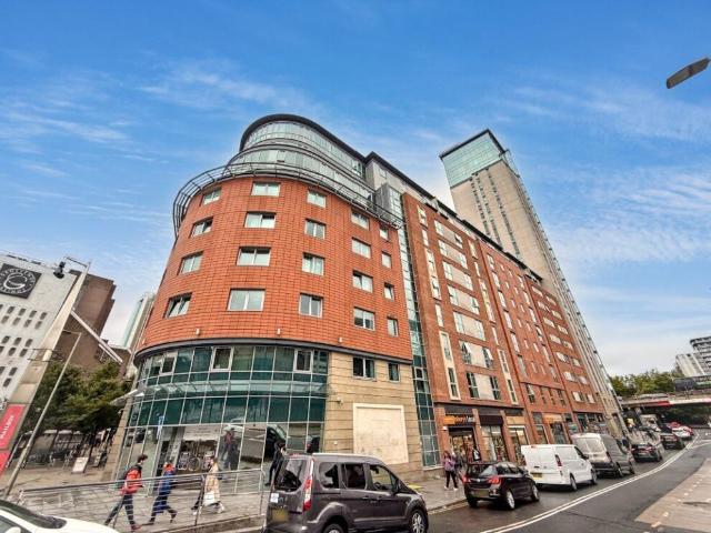 Flat for sale in Chinese Quarter, Birmingham